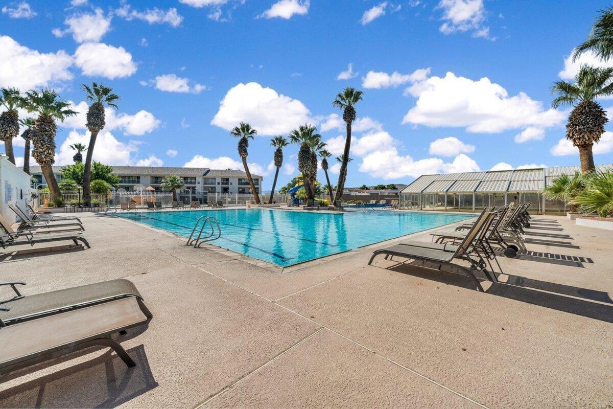 Modern Resort Condo - Pools, Courts & Scenic Views 圣乔治 外观 照片